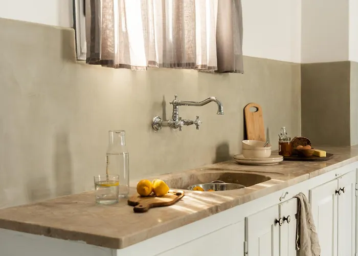 Thavma View Milos Firopotamos